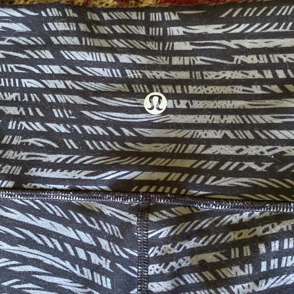 Lululemon shorts, Size 8 - Picture 2 of 4